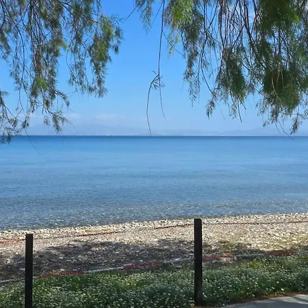 Nyaraló Eva's Beachfront House Kosz